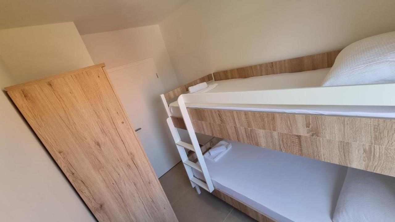 Kings Landing Apartamento Novalja Exterior foto