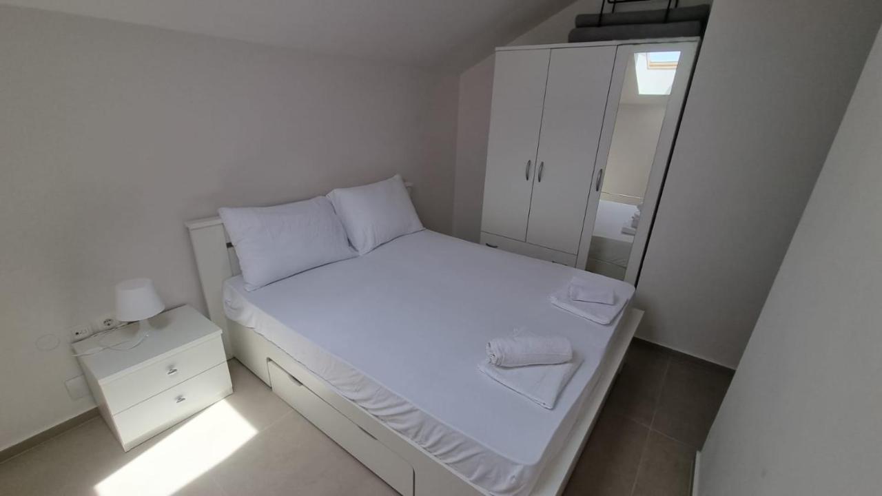 Kings Landing Apartamento Novalja Exterior foto