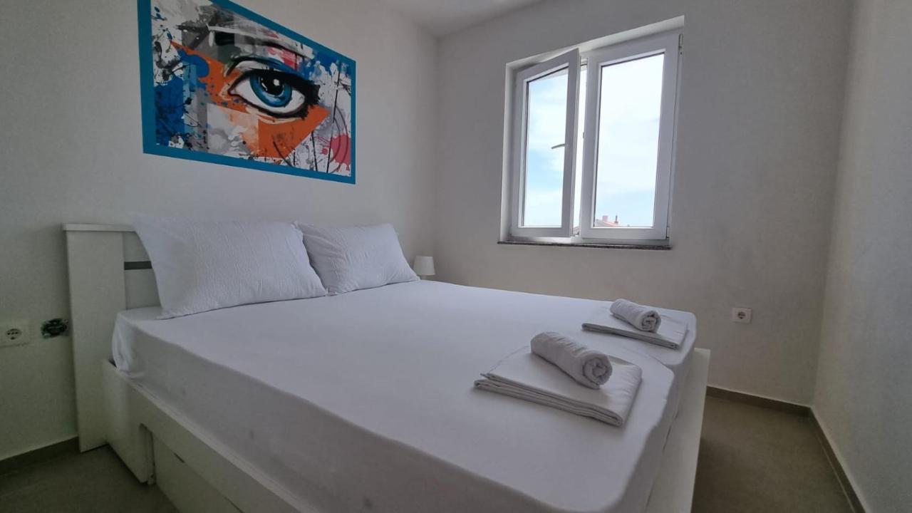 Kings Landing Apartamento Novalja Exterior foto