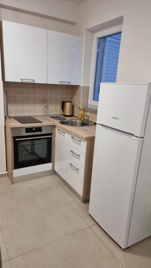Kings Landing Apartamento Novalja Exterior foto