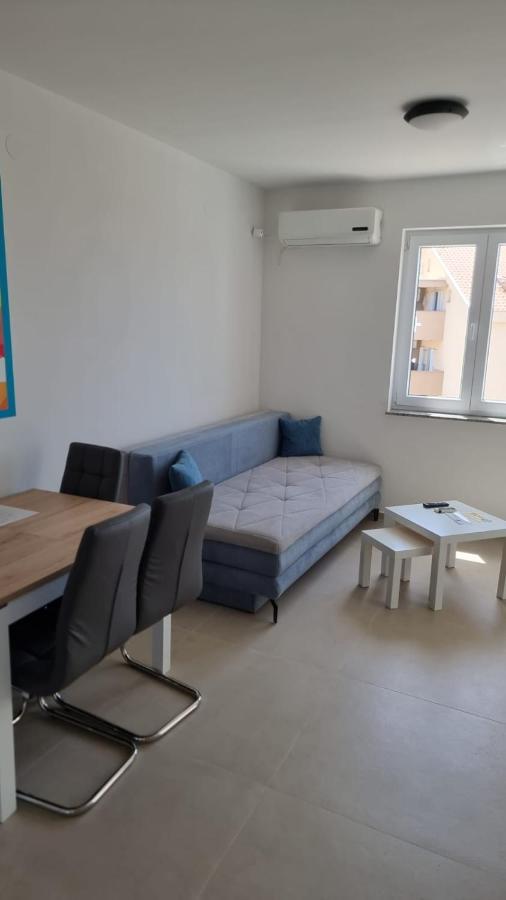 Kings Landing Apartamento Novalja Exterior foto