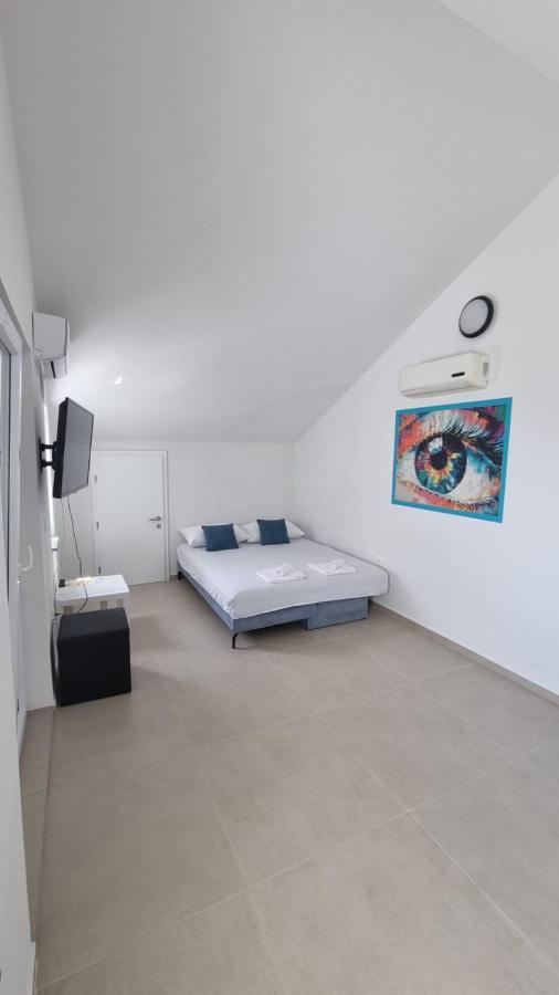 Kings Landing Apartamento Novalja Exterior foto