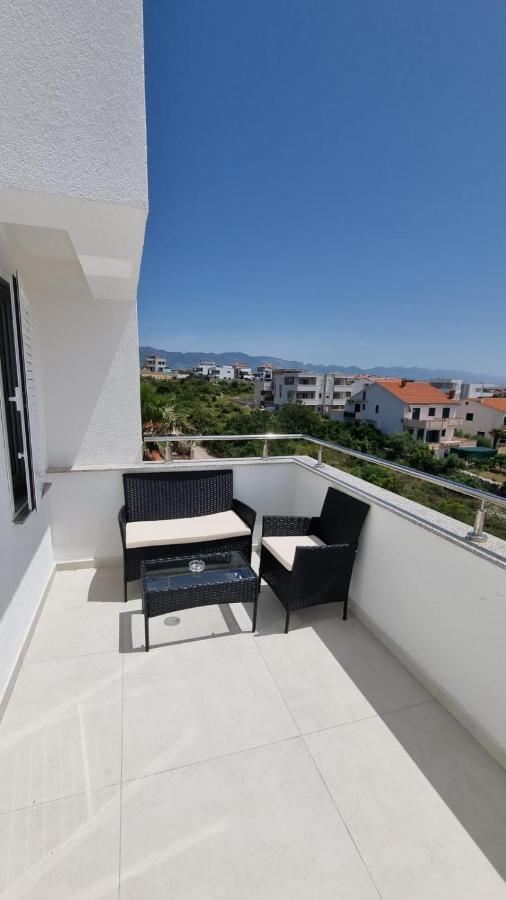 Kings Landing Apartamento Novalja Exterior foto